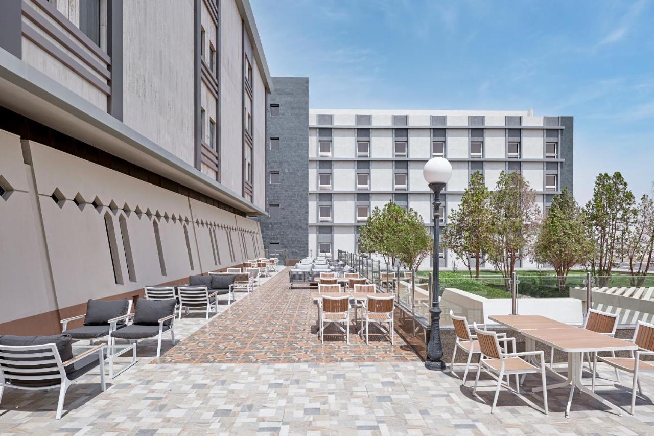Holiday Inn Tabuk By Ihg Dış mekan fotoğraf