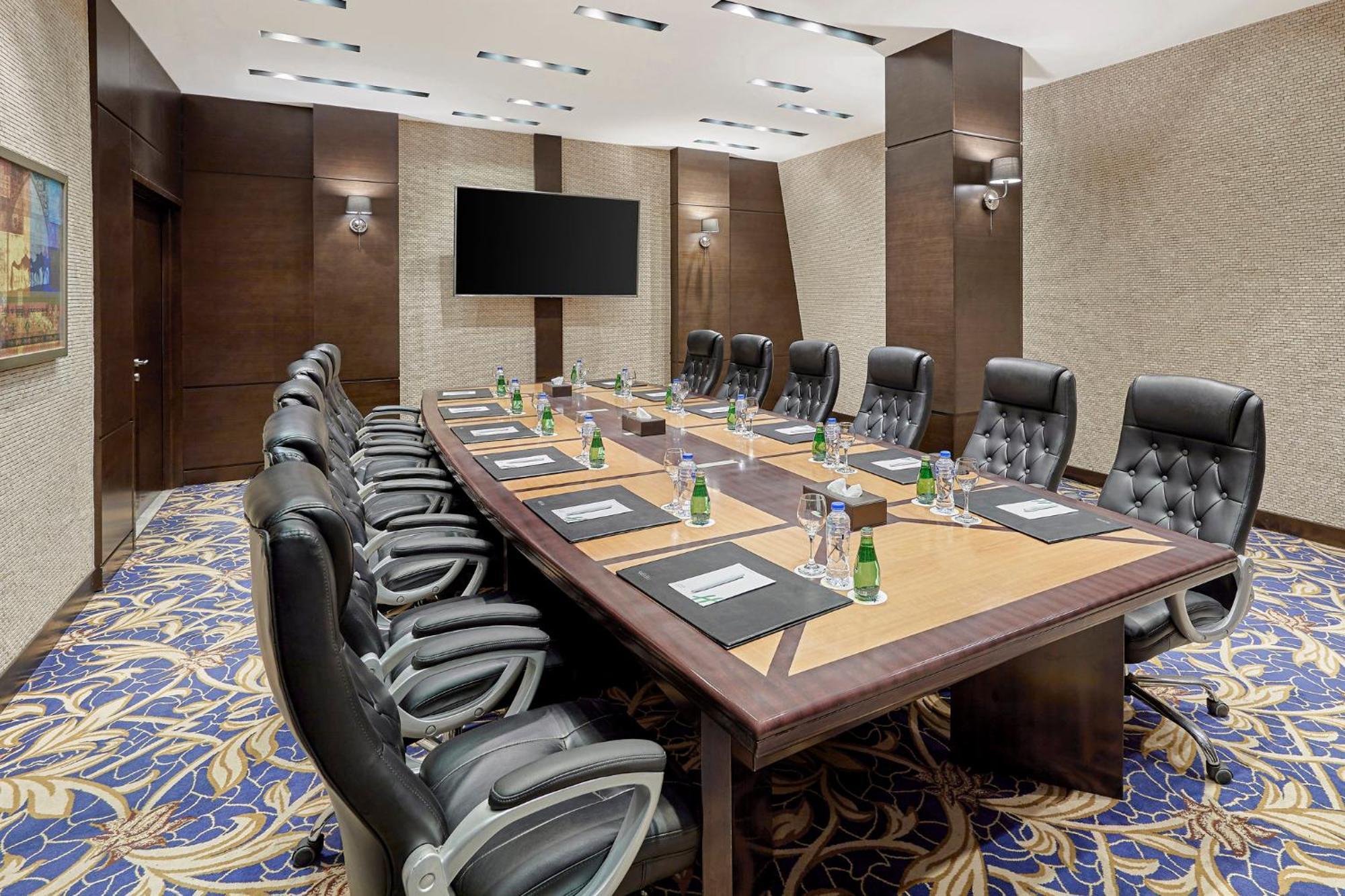 Holiday Inn Tabuk By Ihg Dış mekan fotoğraf