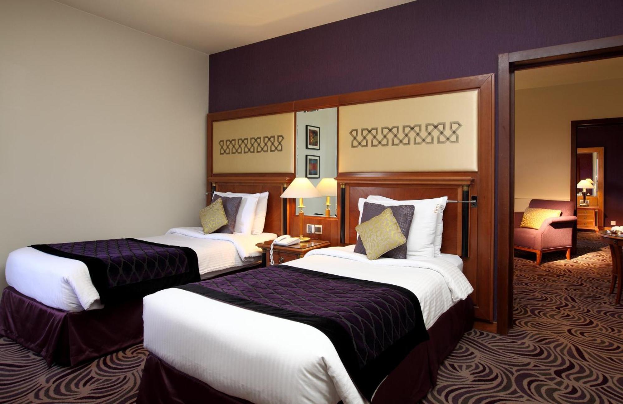 Holiday Inn Tabuk By Ihg Dış mekan fotoğraf